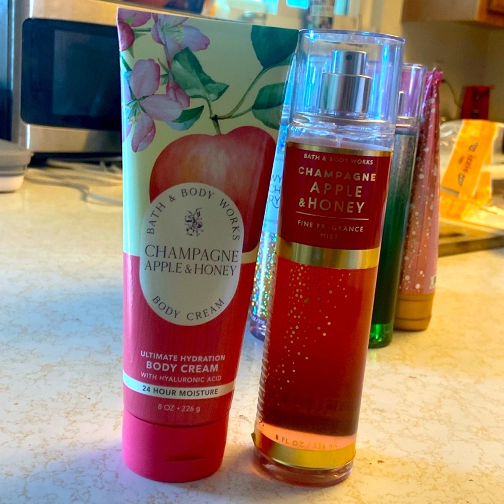 Bath and body works champange apple lotion/spray set